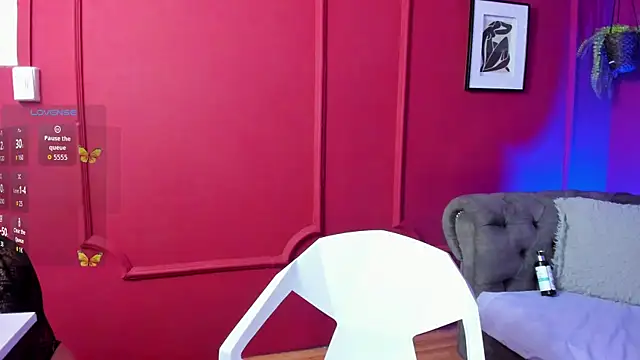 Snapshot of Rosie_Stone chatting on 10, 5, 2026 Rosie Stone online show from 10, 5, 2026