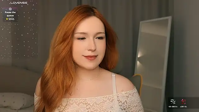 Snapshot of flaremoon chatting on 25, 5, 2026 flaremoon online show from 25, 5, 2026