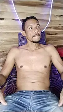 Snapshot of El_junior21 chatting on 27, 4, 2026 El junior21 online show from 27, 4, 2026