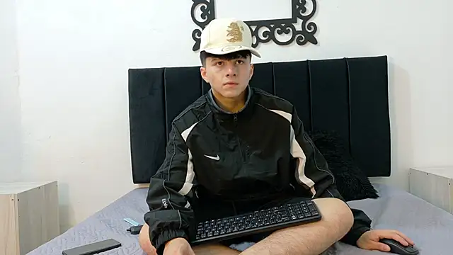Snapshot of LunayDream chatting on 27, 5, 2026 LunayDream online show from 27, 5, 2026