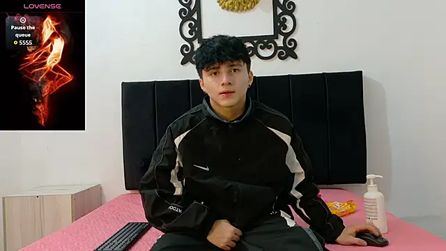 Snapshot of LunayDream chatting on 11, 6, 2026 LunayDream online show from 11, 6, 2026