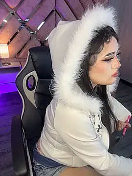 Snapshot of lya_nekko_ chatting on 18, 7, 2026 lya nekko online show from 18, 7, 2026