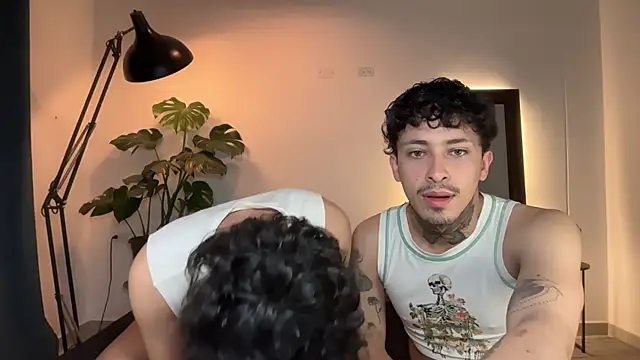 Snapshot of Noah_and_Steven chatting on 25, 5, 2026 Noah and Steven online show from 25, 5, 2026