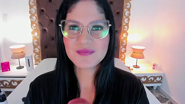 Snapshot of AlinaVegaa_ chatting on 23, 4, 2026 AlinaVegaa online show from 23, 4, 2026