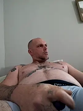 Snapshot of thatgoodmattgood chatting on 20, 5, 2026 thatgoodmattgood online show from 20, 5, 2026