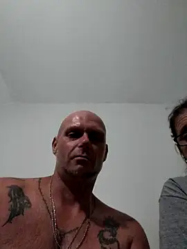 Snapshot of thatgoodmattgood chatting on 11, 7, 2026 thatgoodmattgood online show from 11, 7, 2026