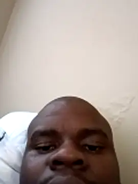 Snapshot of W0rthiit chatting on 25, 4, 2026 W0rthiit online show from 25, 4, 2026