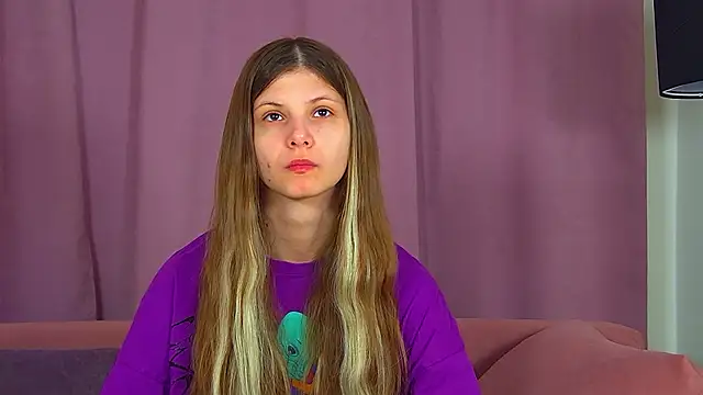 Snapshot of AudreyBarlov chatting on 29, 4, 2026 AudreyBarlov online show from 29, 4, 2026