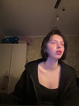 Snapshot of sennie_x chatting on 4, 5, 2026 sennie x online show from 4, 5, 2026