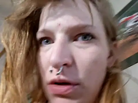 Snapshot of TokyHOEdrift chatting on 19, 4, 2026 TokyHOEdrift online show from 19, 4, 2026