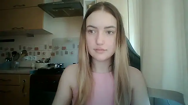 Lisanta online show from 11, 6, 2026
