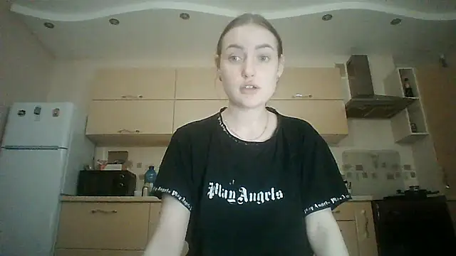 Snapshot of Lisanta chatting on 21, 7, 2026 Lisanta online show from 21, 7, 2026