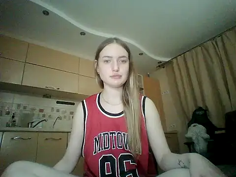 Snapshot of Lisanta chatting on 2, 8, 2026 Lisanta online show from 2, 8, 2026