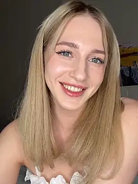 Snapshot of SpringVibe chatting on 23, 4, 2026 SpringVibe online show from 23, 4, 2026