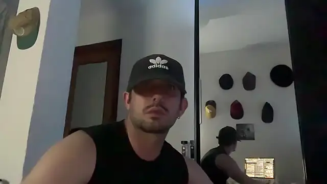 Snapshot of MathiasBellucci chatting on 21, 4, 2026 MathiasBellucci online show from 21, 4, 2026