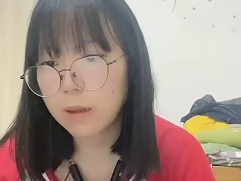 Snapshot of Belle-LL chatting on 22, 4, 2026 Belle-LL online show from 22, 4, 2026