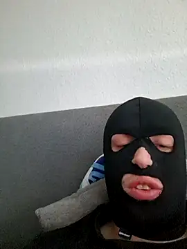 Snapshot of Geilertyp230 chatting on 21, 4, 2026 Geilertyp230 online show from 21, 4, 2026