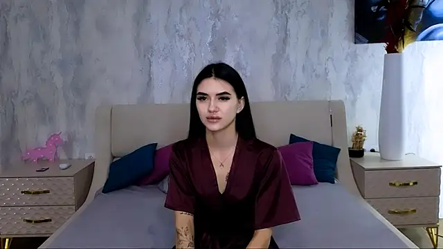 Snapshot of Holly_Beck chatting on 21, 4, 2026 Holly Beck online show from 21, 4, 2026