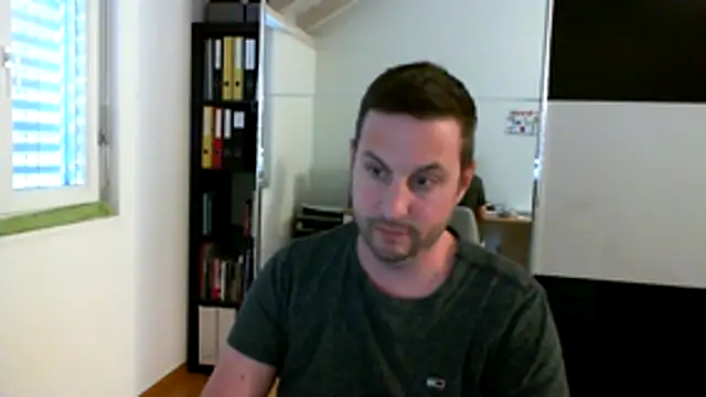 Snapshot of FeelFree88-ZH chatting on 22, 4, 2026 FeelFree88-ZH online show from 22, 4, 2026