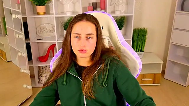 NadinnL online show from 14, 5, 2026