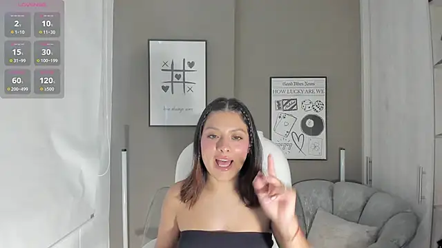 Snapshot of GeorginaMontclair chatting on 30, 4, 2026 GeorginaMontclair online show from 30, 4, 2026