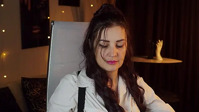 AureliaVane online show from 10, 6, 2026