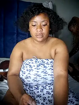 Snapshot of bloomlyshortyx chatting on 20, 4, 2026 bloomlyshortyx online show from 20, 4, 2026