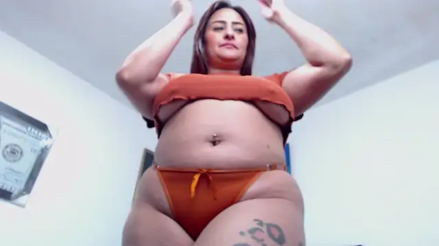 Snapshot of FrancheskaCurvy chatting on 22, 4, 2026 FrancheskaCurvy online show from 22, 4, 2026