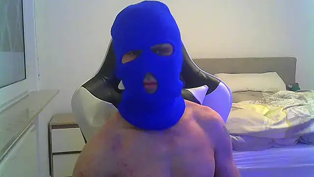 Snapshot of TwoMenOneFire chatting on 24, 4, 2026 TwoMenOneFire online show from 24, 4, 2026