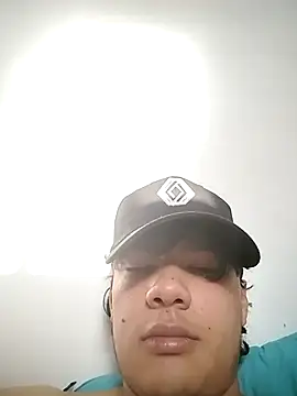 Snapshot of daniel_master chatting on 22, 4, 2026 daniel master online show from 22, 4, 2026