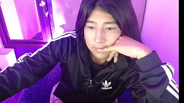 Snapshot of Miathonsom chatting on 20, 4, 2026 Miathonsom online show from 20, 4, 2026