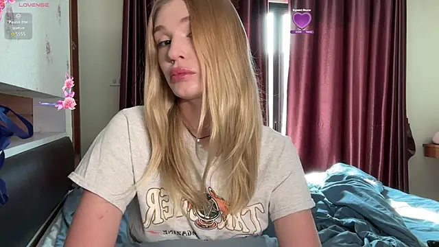 Snapshot of crazysuckks chatting on 26, 4, 2026 crazysuckks online show from 26, 4, 2026