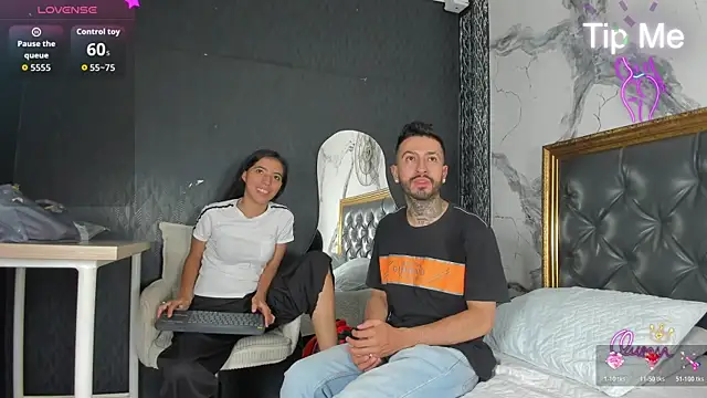 Snapshot of StevenAndLaura chatting on 26, 4, 2026 StevenAndLaura online show from 26, 4, 2026