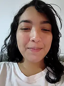 Snapshot of Thanilopera chatting on 5, 5, 2026 Thanilopera online show from 5, 5, 2026