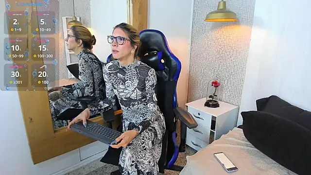 Snapshot of JessieGarvet19 chatting on 21, 4, 2026 JessieGarvet19 online show from 21, 4, 2026