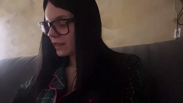 Snapshot of Alice_qte chatting on 23, 4, 2026 Alice qte online show from 23, 4, 2026