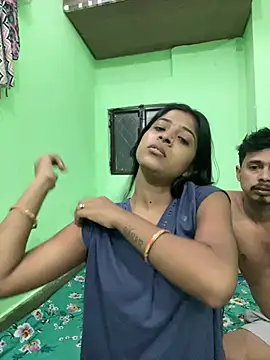 hot-couple-0 online show from 31, 5, 2026