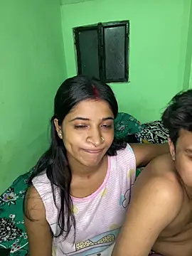 Snapshot of hot-couple-0 chatting on 23, 6, 2026 hot-couple-0 online show from 23, 6, 2026
