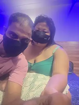 Snapshot of hot-couple-0 chatting on 30, 7, 2026 hot-couple-0 online show from 30, 7, 2026