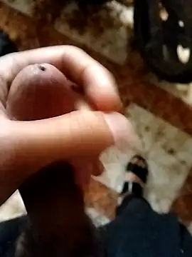 Snapshot of Oussama__001 chatting on 27, 4, 2026 Oussama 001 online show from 27, 4, 2026