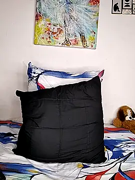 Snapshot of B-E_Temptations chatting on 22, 4, 2026 B-E Temptations online show from 22, 4, 2026