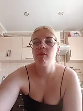 LoisFox online show from 6, 6, 2026