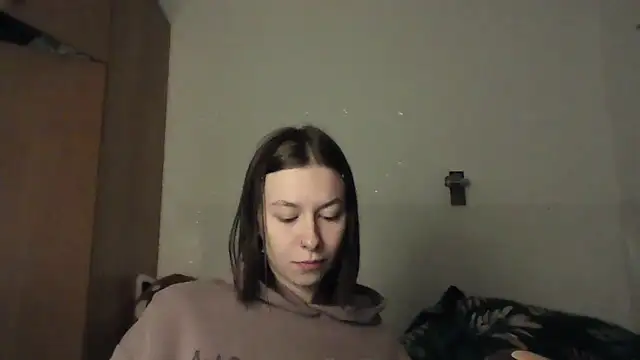 Snapshot of JuicyErika chatting on 26, 4, 2026 JuicyErika online show from 26, 4, 2026