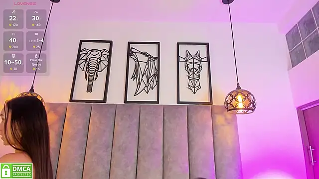 Vanne Queen  online show from 4, 5, 2026