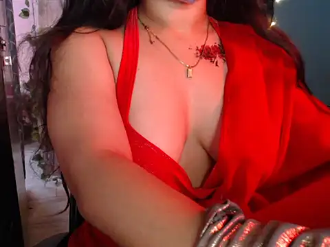 Myra Luxe online show from 23, 5, 2026