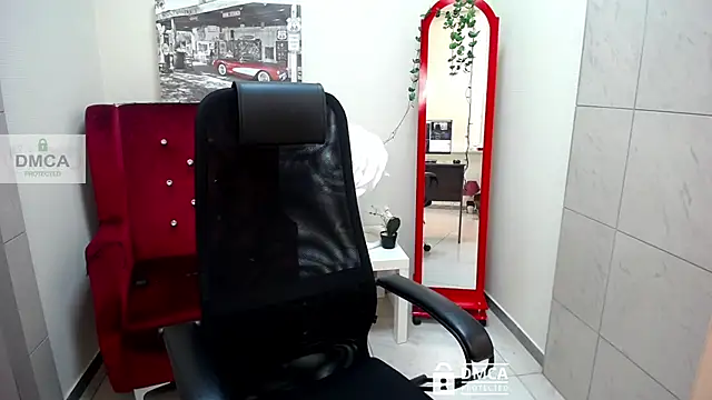 Snapshot of _donnaSia_ chatting on 27, 4, 2026 donnaSia online show from 27, 4, 2026