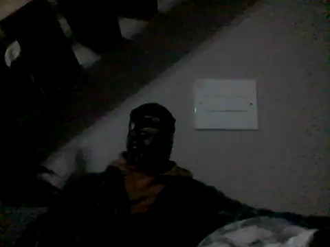 Snapshot of LunjeSA chatting on 6, 6, 2026 LunjeSA online show from 6, 6, 2026
