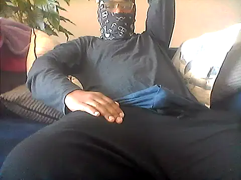 Snapshot of LunjeSA chatting on 15, 6, 2026 LunjeSA online show from 15, 6, 2026