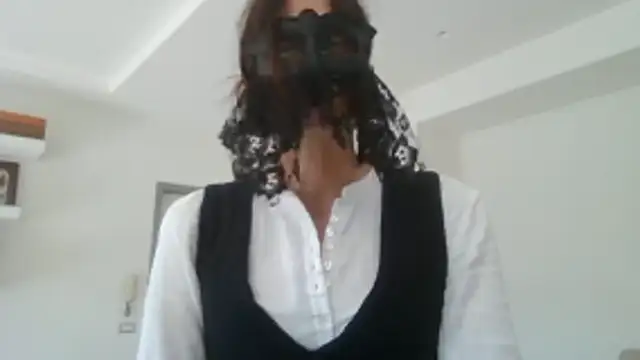 Snapshot of HelenTiAscolta chatting on 27, 4, 2026 HelenTiAscolta online show from 27, 4, 2026