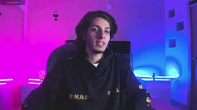 Snapshot of Vergil_Noir_ chatting on 22, 4, 2026 Vergil Noir online show from 22, 4, 2026